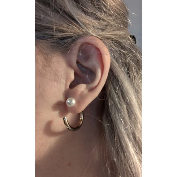 nOir Jewelry Jewelry - Gold Tone Pearl Hoop Earrings
